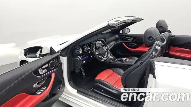Mercedes-Benz E-Class 2018 — Photo 8/20