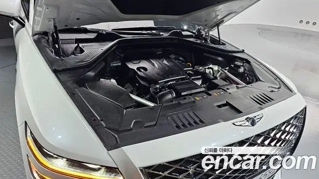 Genesis GV80 2023 — ფოტო 12/20
