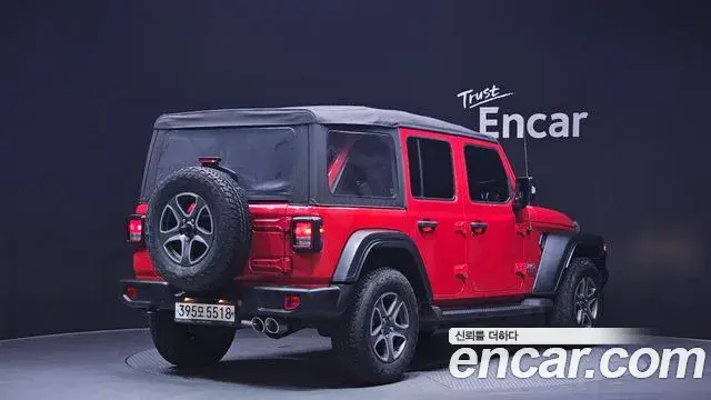 Jeep Wrangler 2019 — Şəkil 6/20