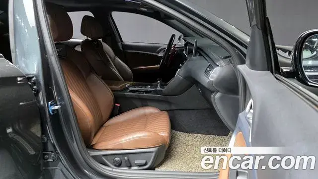 Genesis G70 2018 — ფოტო 20/20