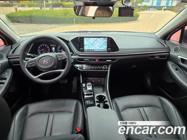 Hyundai Sonata Hybrid 2022 — Photo 4/20