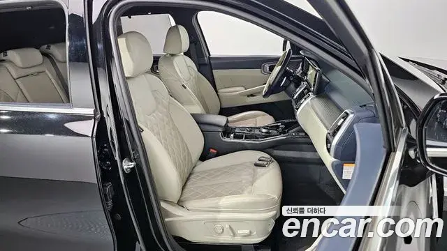 Kia Sorento 2022 — Фото 12/20