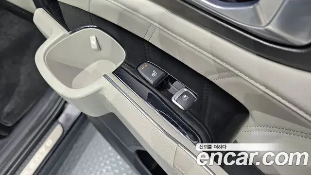 Kia Sorento 2022 — Фото 18/20