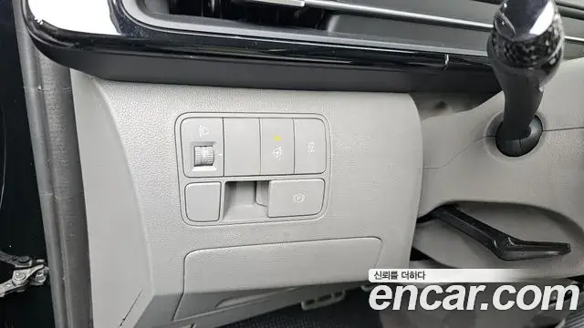Hyundai Staria 2021 — Photo 20/20