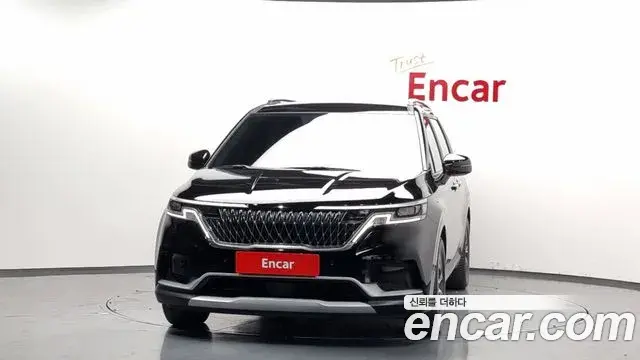 Kia Carnival 2023 — Photo 1/20