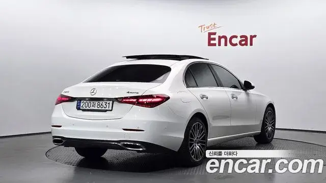 Mercedes-Benz C-Class 2022 — ფოტო 13/20