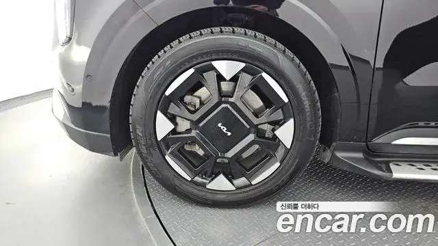Kia Carnival 2024 — Photo 13/20