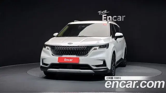 Kia Carnival 2020 — Photo 3/20