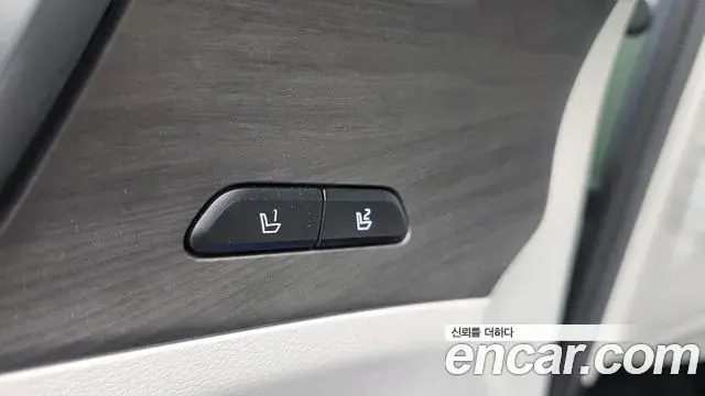 Kia Sportage 2023 — Photo 18/20