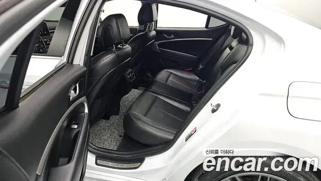 Genesis G70 2018 — ფოტო 3/20