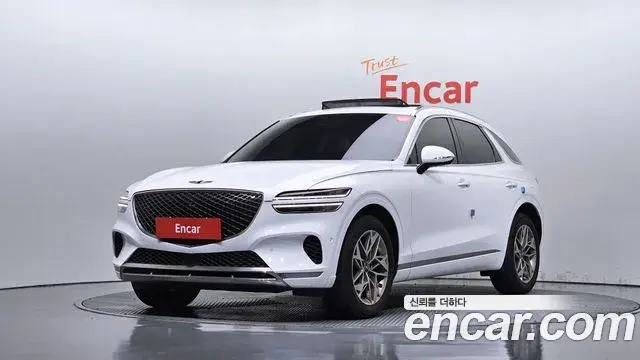 Genesis GV70 2021 — ფოტო 18/20