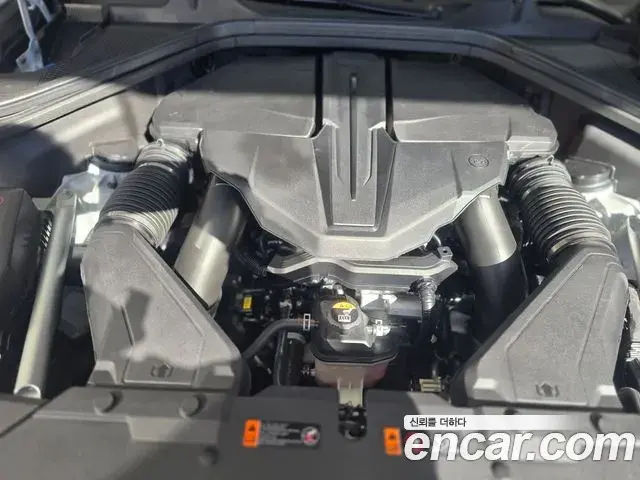 Genesis GV80 Coupe 2025 — ფოტო 17/20