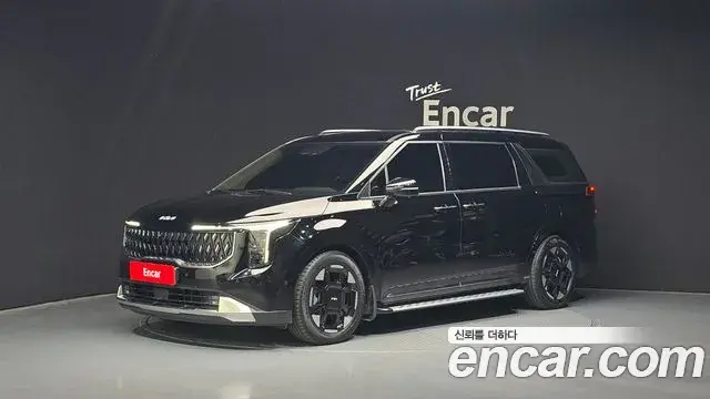 Kia Carnival 2023 — Фото 1/20
