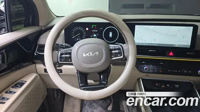 Kia Carnival 2023 — Фото 13/20
