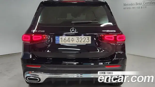 Mercedes-Benz GLB-Class 2022 — ფოტო 9/20