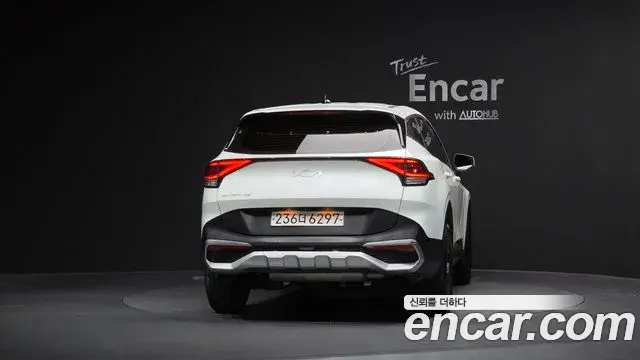 Kia Sportage 2022 — Фото 4/20