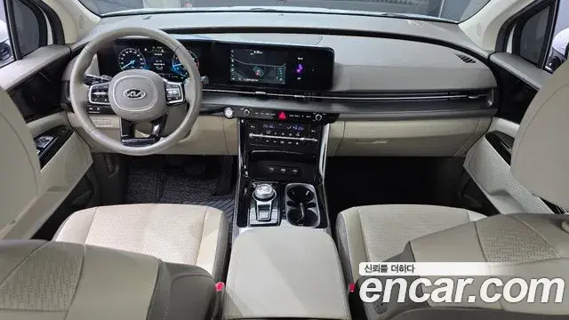 Kia Carnival 2021 — Şəkil 11/20