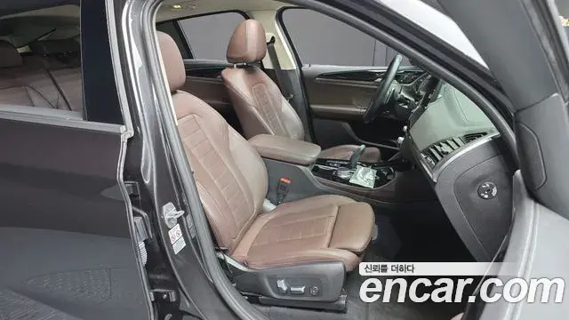 BMW X4 2020 — Photo 12/20
