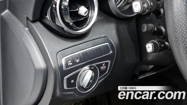 Mercedes-Benz C-Class 2018 — Şəkil 3/20