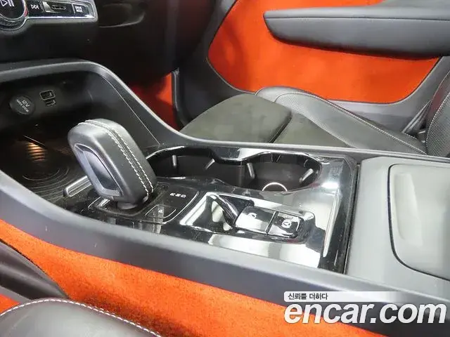 Volvo XC40 2018 — Photo 14/20
