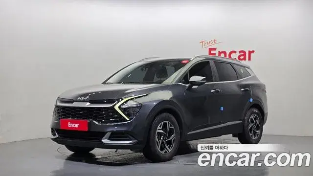 Kia Sportage 2022 — Фото 1/20