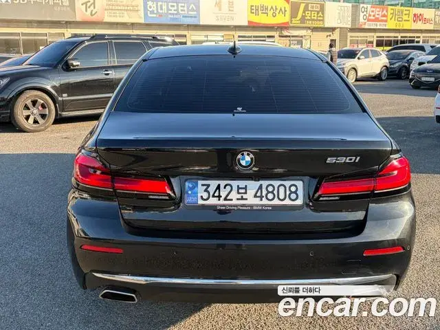 BMW 5 Series 2023 — Şəkil 2/20