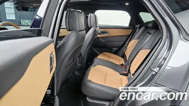 Land Rover Range Rover Velar 2025 — ფოტო 14/20
