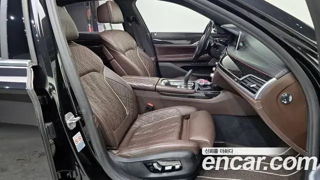 BMW 7 Series 2020 — ფოტო 3/20