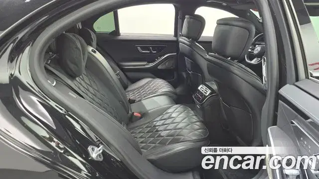 Mercedes-Benz S-Class 2022 — ფოტო 6/20