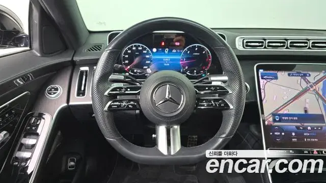 Mercedes-Benz S-Class 2022 — ფოტო 2/20