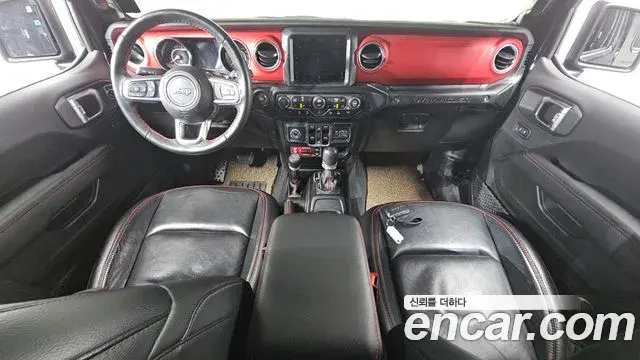 Jeep Wrangler 2022 — Şəkil 15/20