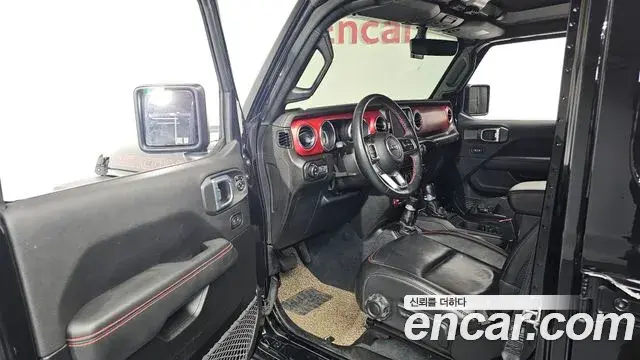 Jeep Wrangler 2022 — Şəkil 19/20