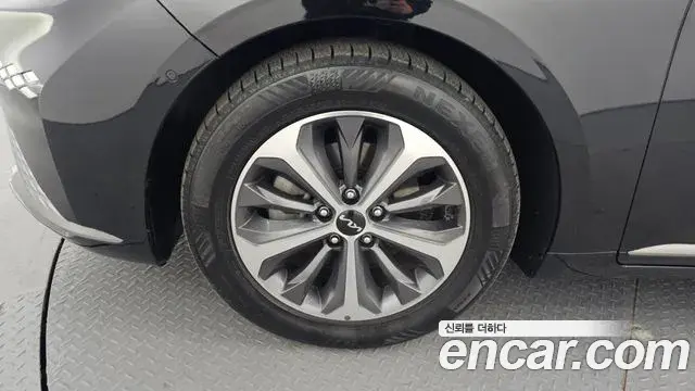 Kia K8 2022 — ფოტო 16/20