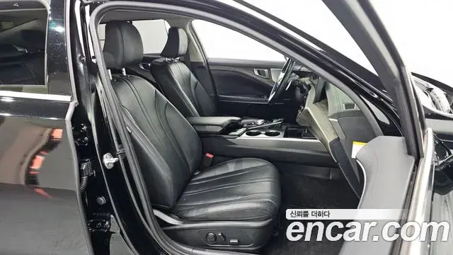 Kia K8 2022 — ფოტო 3/20