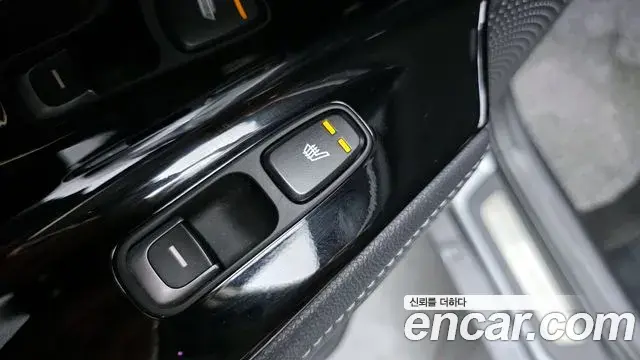 Kia Niro 2019 — ფოტო 7/20