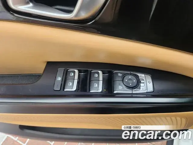 Kia Carnival 2021 — Фото 9/18