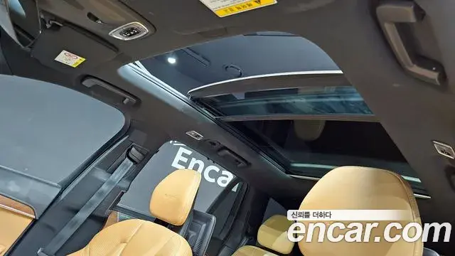 Volvo XC90 2019 — ფოტო 2/20