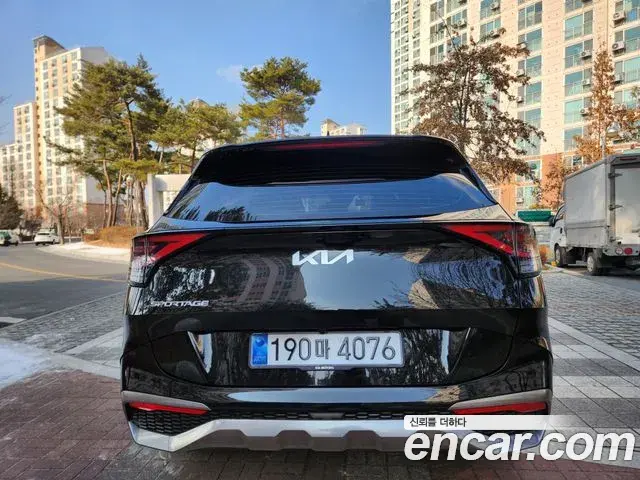 Kia Sportage 2022 — Фото 2/15