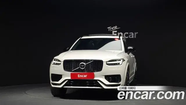 Volvo XC90 2020 — ფოტო 19/20