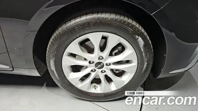 Kia K8 2023 — ფოტო 19/20