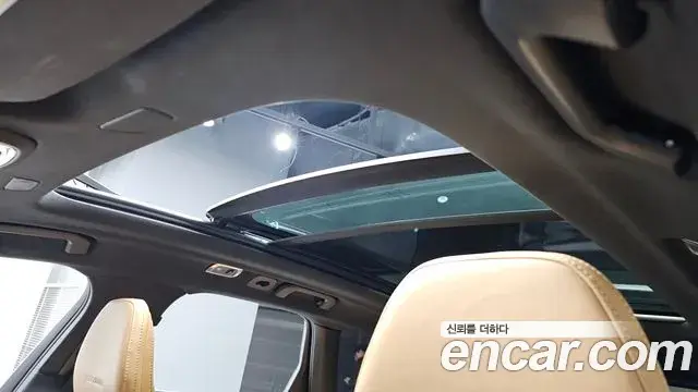Volvo XC60 2019 — ფოტო 20/20