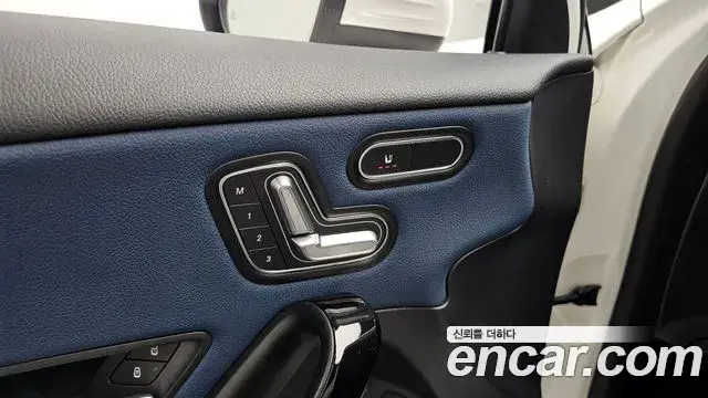 Mercedes-Benz A-Class 2020 — ფოტო 13/20