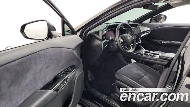 Lexus RZ450e 2023 — ფოტო 12/20