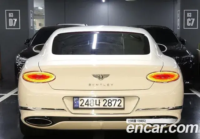Bentley Continental GT 2020 — Photo 2/15