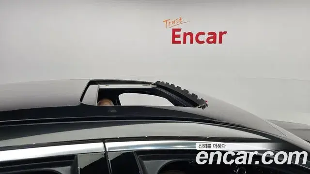 Mercedes-Benz E-Class 2021 — ფოტო 10/20
