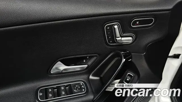Mercedes-Benz A-Class 2020 — Şəkil 4/20
