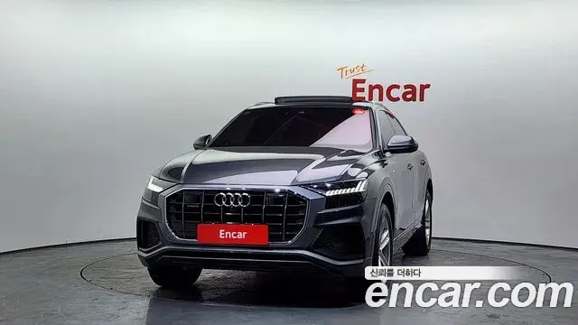 Audi Q8 2020 — ფოტო 4/20