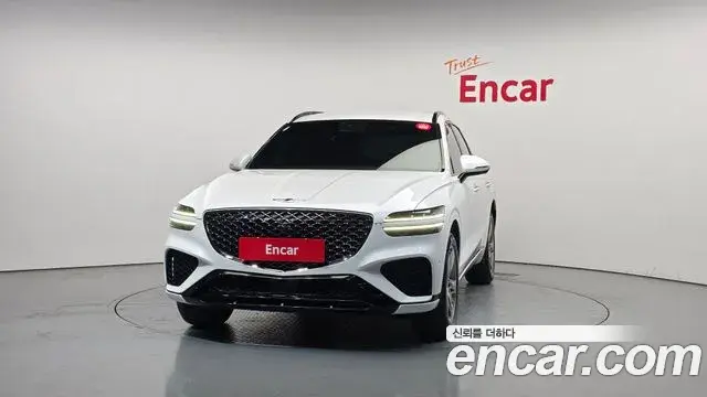 Genesis GV70 2021 — ფოტო 13/33