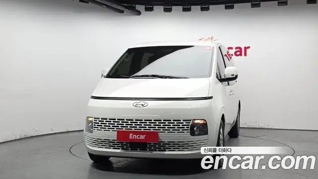 Hyundai Staria 2024 — Şəkil 27/32