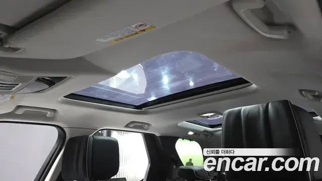 Land Rover Discovery 5 2018 — ფოტო 9/35